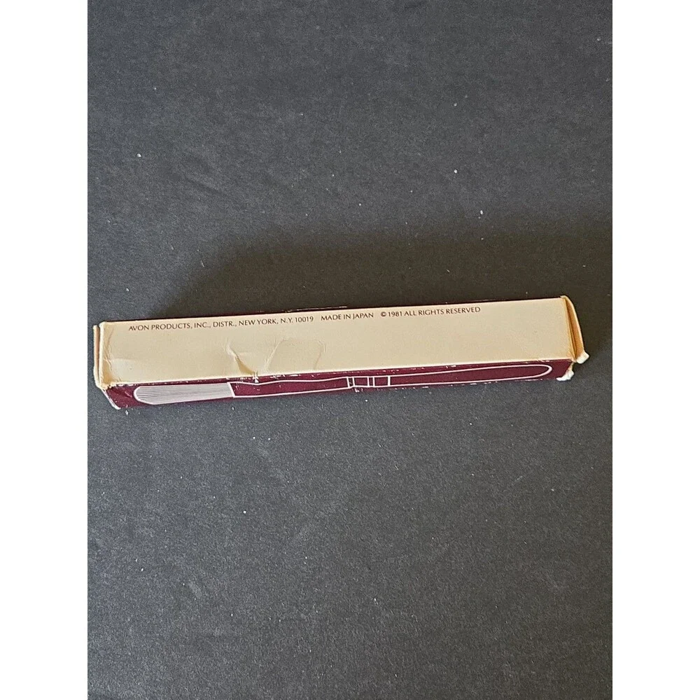 Vintage 1981 NOS New Avon Professional Blush Brush Original Box Sealed